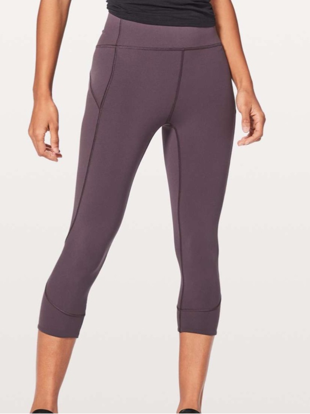 Lululemon In Movement Crop *Everlux 19" Women’s Size 6